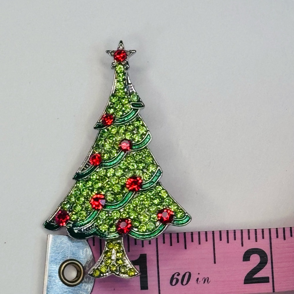Christmas Tree Brooch in Green with Red Ornaments and Star - Picture 4 of 5